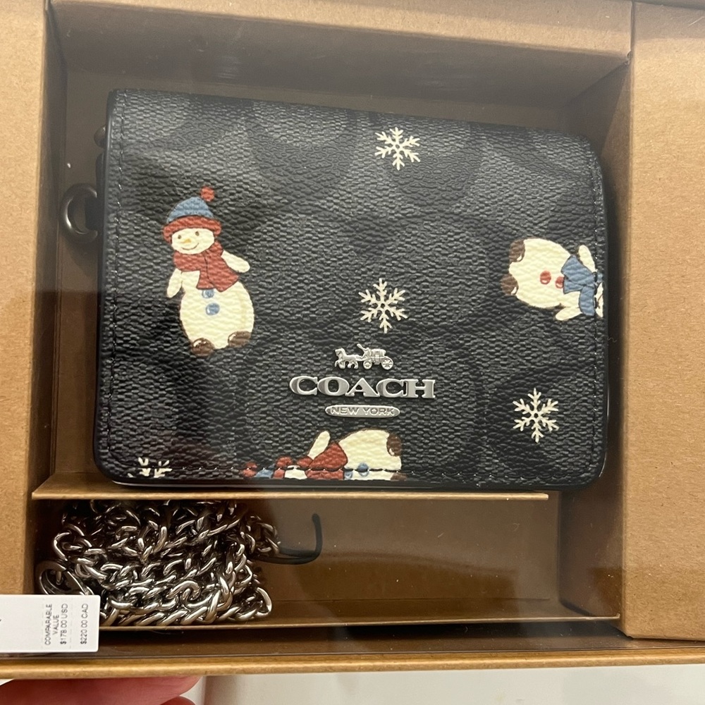 Cute.COACH 🎄⛄️Boxed MiNi Wallet on A CHAIN..
